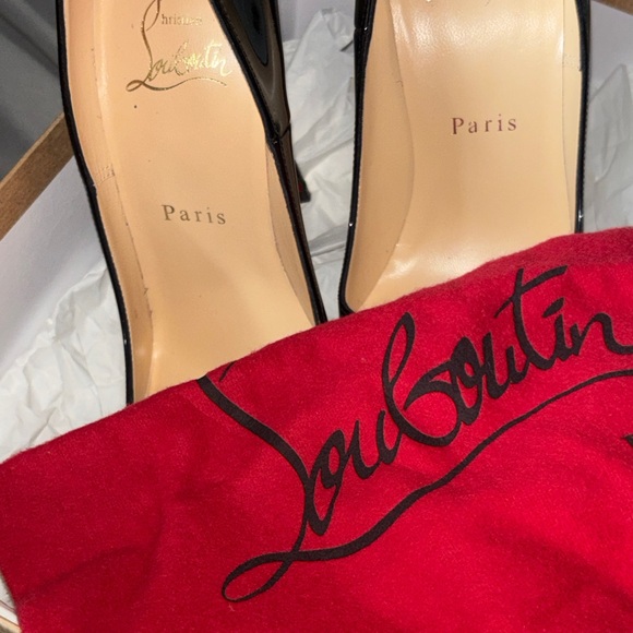 Christian Louboutin Black Patent Pointed-Toe Pumps with Red Sole - Picture 5 of 6
